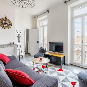  Appartement Toulon: Superbe Avec 2
